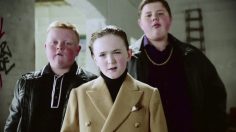 poster-22584-british-heart-foundation-cardiopulmonary-resuscitation-mini-vinnie-saves-236x132