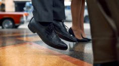 poster-22810-sony-xperia-z-sound-vision-colour-detail-from-sony-236x132