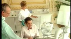 poster-2289-edf-le-dentiste-236x132