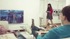 poster-23123-samsung-smart-tv-evolutionary-husband-236x132