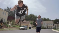 poster-23467-directv-nfl-sunday-ticket-footing-236x132