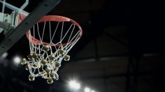 poster-23778-nba-big-logo-sleeved-jersey-jingle-hoop-236x132