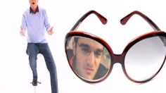 poster-24105-les-strategies-des-opticiens-pour-se-faire-voir-2011-03-06-236x132