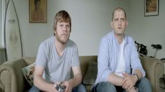 poster-24240-foxtel-iq-glove-236x132