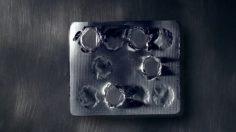 poster-24405-anti-violence-anti-guerre-medicine-for-peace-236x132