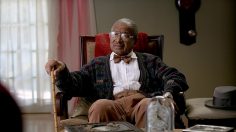 poster-24445-collegecounts-529-fund-knives-236x132