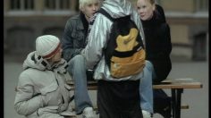 poster-2446-anti-exclusion-redtop-236x132