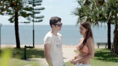 poster-24552-queensland-government-protection-solaire-sun-mum-and-the-parasol-236x132