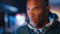 poster-24691-foot-locker-made-by-kobe-light-bulb-236x132