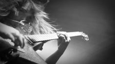 poster-24889-oui-fm-restons-rock-236x132