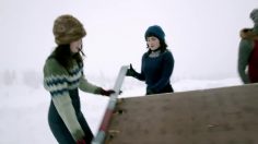 poster-24935-facebook-couch-skis-236x132