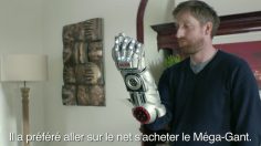 poster-25294-the-guardian-the-observer-mega-glove-236x132