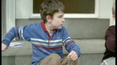 poster-2896-volkswagen-golf-direct-shift-gearbox-le-rouge-lui-va-si-bien-236x132