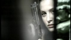 poster-2914-honigman-hold-up-236x132