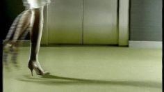 poster-3153-wonderbra-ascenseur-a-craquer-236x132