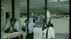 poster-3842-careerbuilder-com-careerbuilder-com-coussin-peteur-236x132