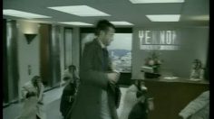 poster-3843-careerbuilder-com-non-sens-236x132