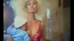 poster-4022-boots-tis-the-season-to-be-gorgeous-236x132