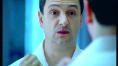 poster-4098-blockbuster-lipstick-236x132