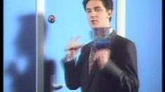 poster-4370-bref-eau-bleue-a-la-porte-236x132