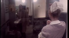 poster-4450-hamlet-maternite-236x132