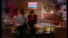 poster-4487-ikea-le-lit-236x132