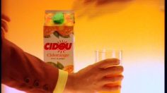poster-4507-cidou-jus-d-orange-bonjour-236x132