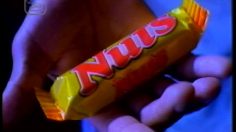 poster-4830-nuts-l-ampoule-236x132