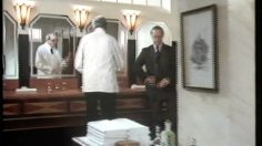 poster-4891-privatisation-de-l-eau-toilettes-236x132