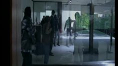 poster-5128-freedent-tabs-hold-up-236x132