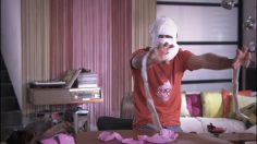 poster-5230-nana-nana-secure-fit-la-momie-236x132