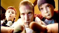 poster-5420-chupa-chups-sucettes-roles-inverses-236x132