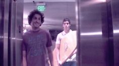 poster-5543-sundek-junk-foods-lift-236x132