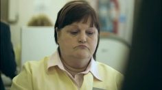 poster-5621-collective-de-la-banane-la-caissiere-236x132