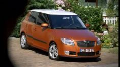 poster-5682-skoda-fabia-le-probleme-des-jeunes-236x132