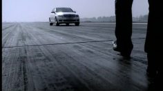 poster-5718-mercedes-benz-c-class-topic-debut-236x132