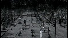 poster-6097-hts-siege-autos-enfants-grave-yard-236x132