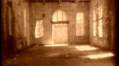 poster-6270-swatch-montres-porte-en-porte-236x132