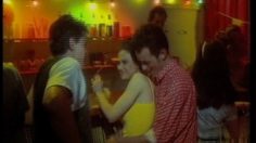 poster-6702-anti-sida-port-preservatif-le-bar-236x132