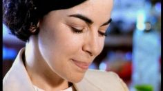 poster-6779-tonigum-chewing-gum-femme-236x132