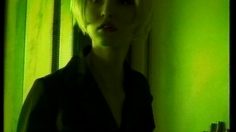 poster-6862-philips-philishave-par-le-trou-de-la-serrure-236x132