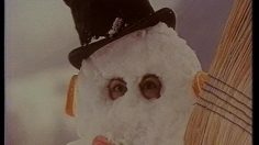 poster-703-damart-thermolactyl-bonne-femme-de-neige-236x132