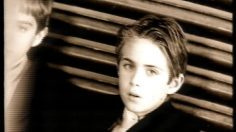 poster-7173-toyota-corolla-femme-fatale-236x132