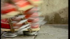 poster-888-yoplait-fruitos-les-chaussures-a-ressort-236x132