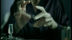 poster-9049-marionnaud-parfumerie-le-rouleau-de-scotch-236x132