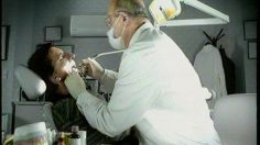 poster-9183-samsung-chez-le-dentiste-236x132