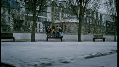 poster-9193-futuroscope-planete-le-banc-236x132