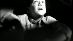 poster-9212-protection-enfance-children-s-rights-236x132