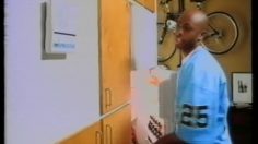 poster-9228-budweiser-whazzuup-pizza-guy-236x132