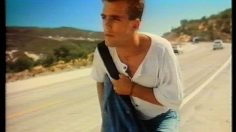 poster-9278-kit-kat-l-auto-stoppeur-236x132